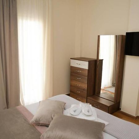 Strata Deluxe Apt. Tesalonika Bagian luar foto
